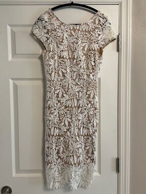 Lulus White Lace Floral Sheath Dress - size S